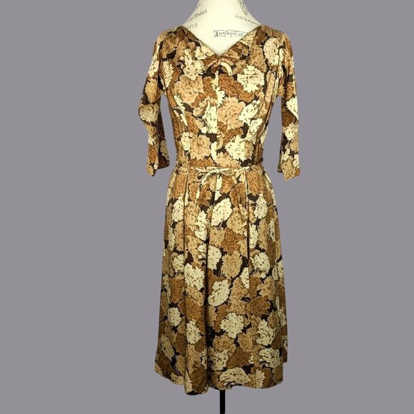 Vintage Helga Dress 4 Small Brown Floral Fit Flare Swing - Picture 1 of 8